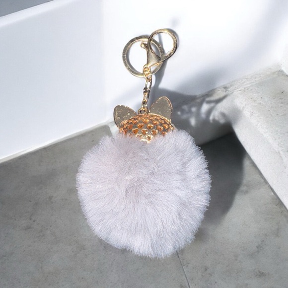 Fox Fur Ball with Artificial Fox Head Inlay Pearl Rhinestone Key/Bag Charm NWT - Picture 9 of 12